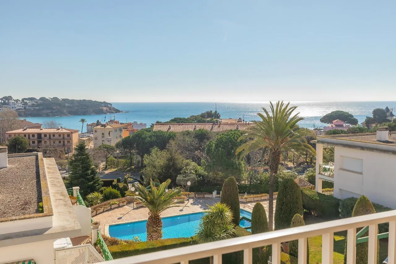 Hauzify I Apartaments L'Estel Sant Feliu de Guixols Spain