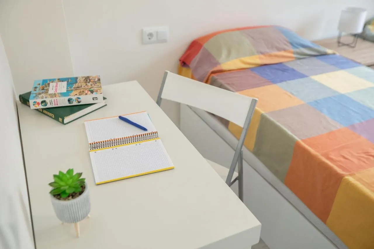 Hauzify I Apartaments L'Estel Sant Feliu de Guixols 0*,  Spain